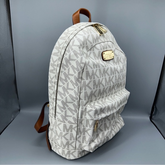 NWT Michael Kors Jet Set Signature Backpack Vanilla $298 - Picture 3 of 9